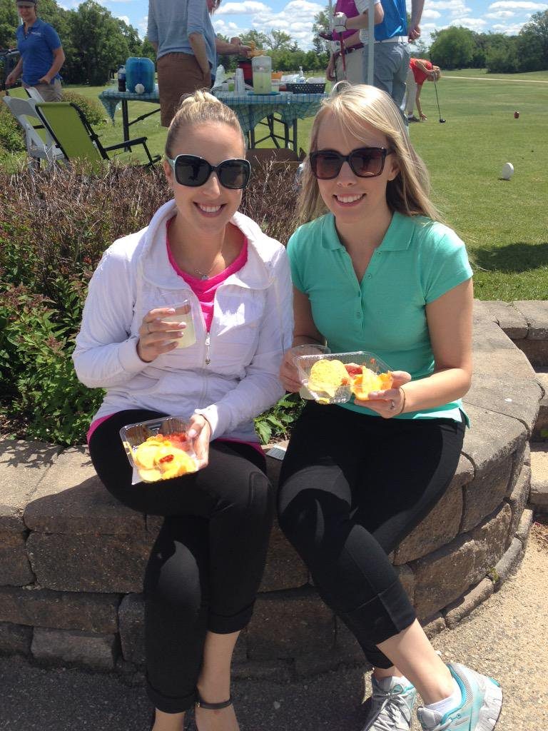 @JaneAlexandraH and @JaysaToet ‘volunteering’ at the @HRMAM golf tourney today http://t.co/ogtqLZl9Je